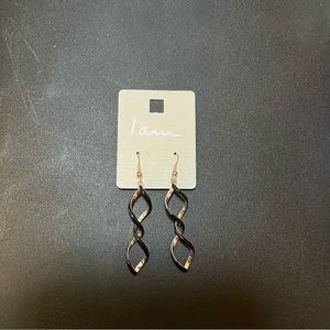 🌻 3 for $15! 🌻 “I am” Brand Black and Silver Dangly Earrings